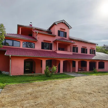 Noiram - Your Dream Getaway In Nature *