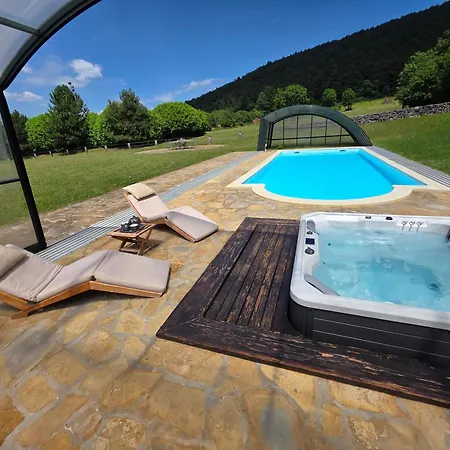 Noiram - Your Dream Getaway In Nature